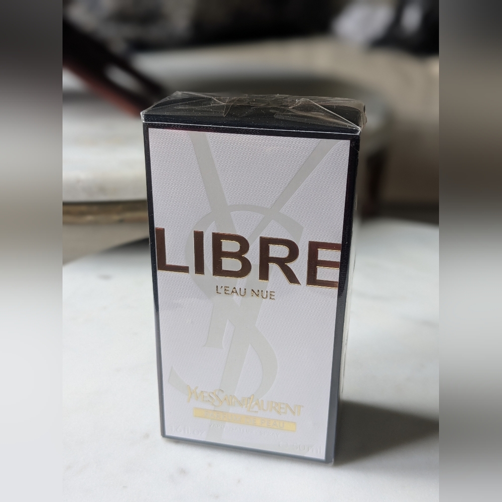Yves Saint Laurent Libre L'Eau Nue Fragrance Box